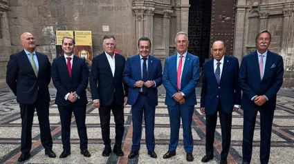 Primeros miembros del Comité de Apoyo al Real Murcia