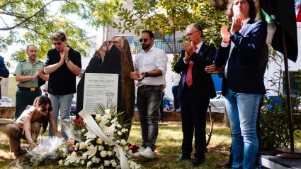 Homenaje a su memoria, el pueblo de San Vicente de Alcántara