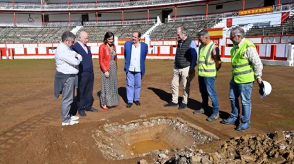 Gema Igual, alcaldesa de Santander, en el inicio de las obras en Cuatro Caminos