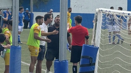 Alberto Castillo en el momento de ser expulsado el pasado fin de semana ante el Unión Molinense