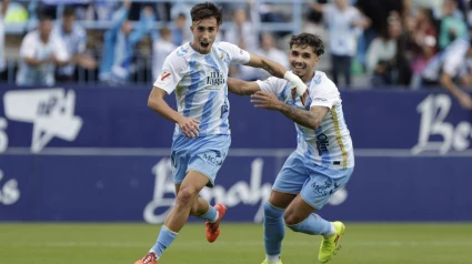 Larrubia celebra el gol de la victoria del Málaga.