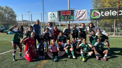 El Cacereño Femenino celebra la victoria del pasado sábado