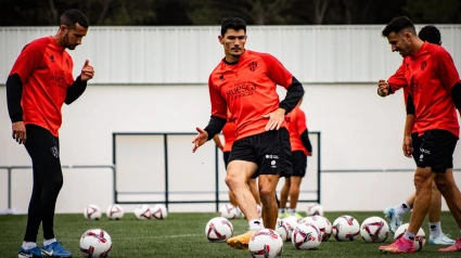 El Huesca prepara el derbi aragonés del sábado