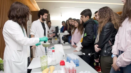 Escolares en la Semana de la Ciencia del Parque de las Ciencias de Granada