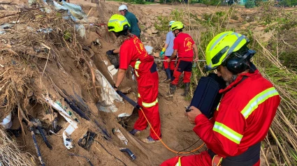 El GREM realiza labores de búsqueda tras la DANA de Valencia.