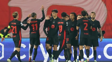 Belgrade (Serbia), 06/11/2024.- Players of Barcelona celebrate after scoring the opening goal during the UEFA Champions League league phase match between FC Crvena zvezda and FC Barcelona, in Belgrade, Serbia, 06 November 2024. (Liga de Campeones, Belgrado) EFE/EPA/ANDREJ CUKIC