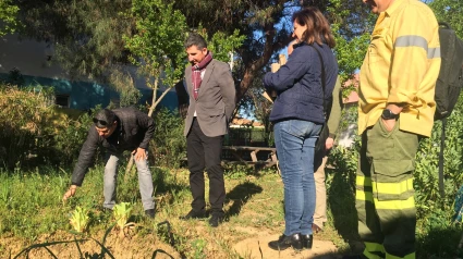 (Foto de ARCHIVO)
El delegado de Agricultura de la Junta en Huelva, Álvaro Burgos, en unas jornadas del Infoca
DELEGACIÓN DE LA JUNTA EN HUELVA
04/4/2019
