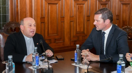 O arcebispo de Santiago, Monseñor Francisco José Prieto, e o conselleiro de Cultura, José López Campos