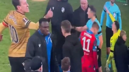 El portero del Viktoria Plzen le hizo un gesto similar al saludo nazi a Oyarzabal