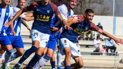 UCAM CF cede el liderato en La Unión