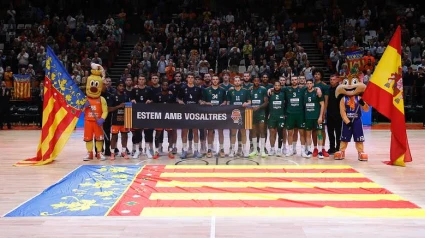 El baloncesto volvió a la Fonteta por primera vez desde la DANA