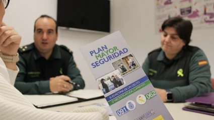 Responsables del Plan Mayor de la Comandancia de la Guardia Civil se reúnen con Responsables del Plan Mayores de la Cruz Roja