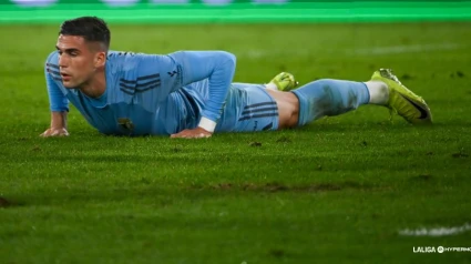 Edu Espiau en el partido del Burgos CF ante el Racing de Santander