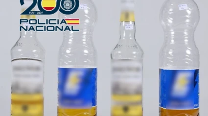 Botellas en las que la detenida añadía lejía