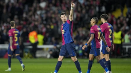 Lewandowski celebra su doblete ante el Brest