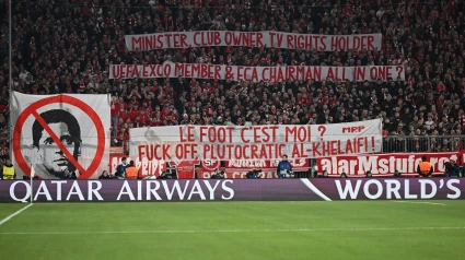 La pancarta de los aficionados del Bayern de Múnich en el partido frente al PSG