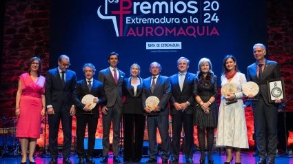 Premiados y autoridades en la gala de la tauromaquia