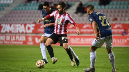 Mancebo, jugador del Zamora, durante el duelo ante el Tenerife