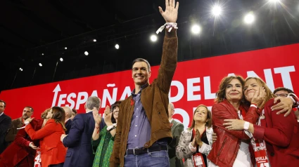 El presidente del Gobierno, Pedro Sánchez (c) durante el 41 Congreso Federal del PSOE