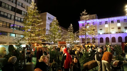 El mercado de Navidad de Ferrol cuenta con catorce puestos