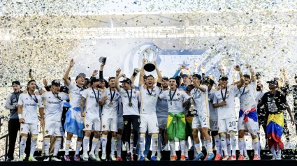 Los jugadores de los Galaxy celebran el título de la MLS.