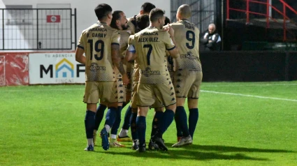 Celebración de un gol del Pontevedra