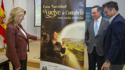 Susinos, Centeno y San Emeterio presentan la campaña promoción productos de Cantabria en Navidad.