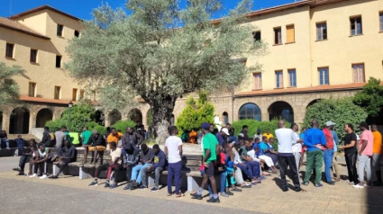 Migrantes alojados en el albergue de Pirenarium en Sabiñánigo