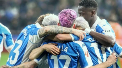 Los futbolistas del Deportivo celebran un gol contra el Castellón.