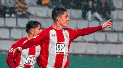 Al Almería le toca defender el liderato para despedir el año