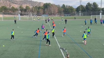 El CF Lorca Deportiva ha realizado su primera sesión de trabajo este lunes en el Mundial 82