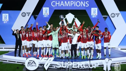 El Milan, campeón de la Supercopa (@acmilan)