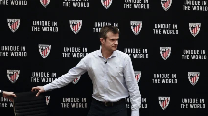 El presidente del Athletic Club, Jon Uriarte durante una rueda de prensa celebrada este martes en el hotel de concentración del equipo en Yeda, Arabia Saudí