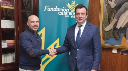 Firma del convenio entre la Fundación Caja Rural del Sur y 'El Patio del Amor'