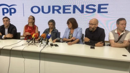 Ana Méndez junto a Noelia Pérez y Sonia Ogando en una comparecencia en la sede del PP de Ourense