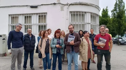 Foto de archivo de representantes del barrio de Canido durante la presentación de las propuestas