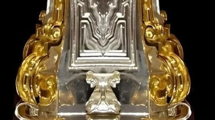 Basamento de los nuevos varales de la Virgen de la Amargura