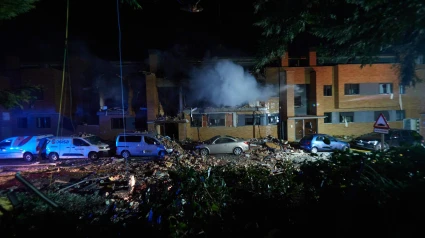 Fachada del edificio afectado por la explosión, a 13 de enero de 2025, en Noáin, Navarra (España). Siete personas han resultado heridas tras una explosión de gas que se ha registrado este lunes, 13 de enero, en un edificio de dos plantas en Noáin (Navarra - Eduardo Sanz - Europa Press