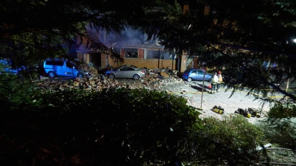 El planetario de Pamplona arde por un incendio, a 14 de enero de 2025, en Pamplona, Navarra (España). Los efectivos de bomberos continúan trabajando en el interior del planetario de Pamplona para tratar de extinguir el fuego