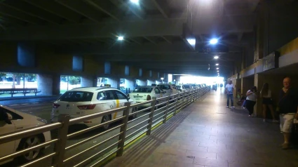 Movilizada la Policía ante un nuevo altercado entre taxistas en la parada del aeropuerto