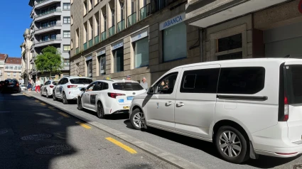 Taxis estacionados en Montero Ríos