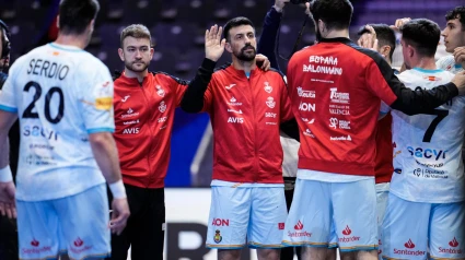 Los jugadores de España celebran el triunfo contra Chile