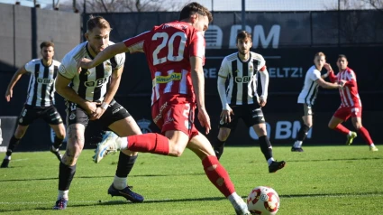 Rafa Tresaco, jugador del Zamora, en el duelo ante el Real Unión