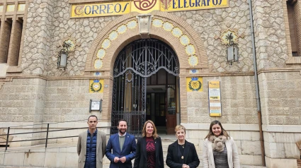 Visita a la antigua sede de Correos en Castellón de la consellera Marián Cano y la alcaldesa, Begoña Carrasco