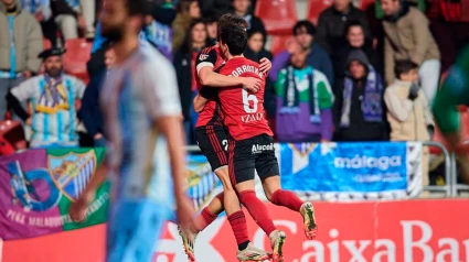 El Mirandés celebra el 3-2 definitivo frente al Málaga