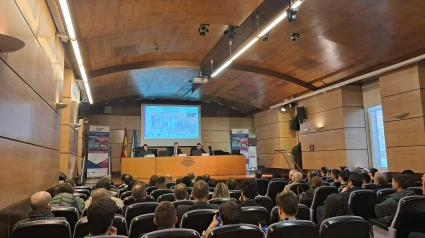 La jornada de difusión se realizó en el salón de actos Concepción Arenal del Campus de Ferrol