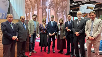 La alcaldesa de Jerez, María José García-Pelayo, junto al presidente de La Rioja, Gonzalo Capellán de Miguel, y la alcaldesa de Haro, Guadalupe Fernández