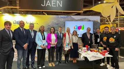El Ayuntamiento proyecta al exterior la conmemoración de los 1200 años de la capitalidad de Jaén