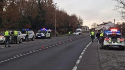 Miembros del Subsector de Tráfico de la Guardia Civil de Ourense durante la última campaña de alcohol y drogas