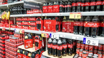 La marca Coca-Cola ordena la retirada masiva de lotes de refrescos en varios productos de Europa por la presencia de clorato